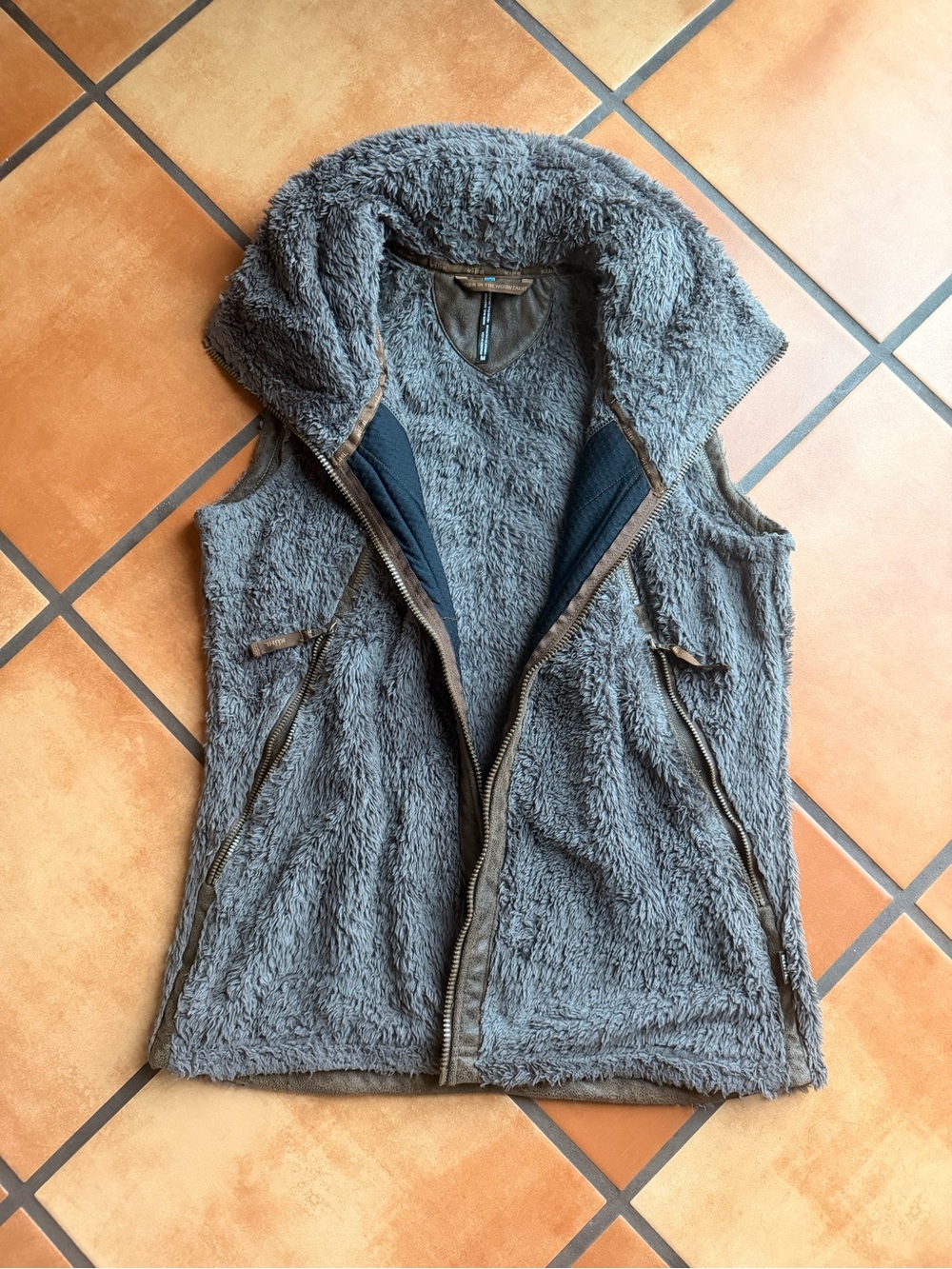 KUHL Women’s Gray Sherpa Fleece Vest with Hood